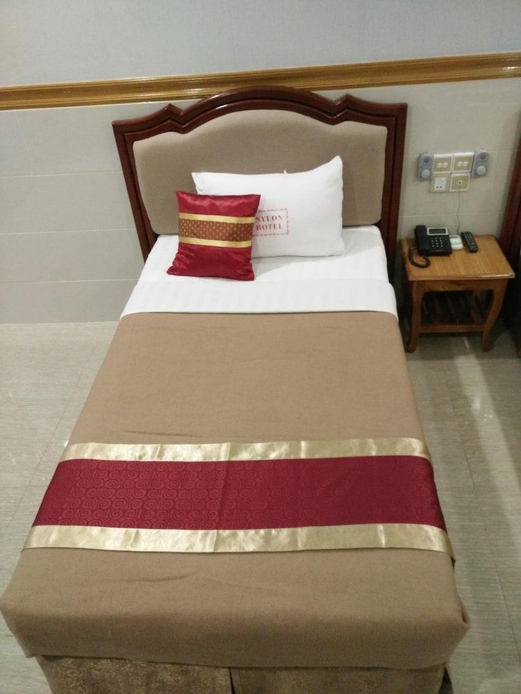 Hotel Nylon Μανταλέι Εξωτερικό φωτογραφία